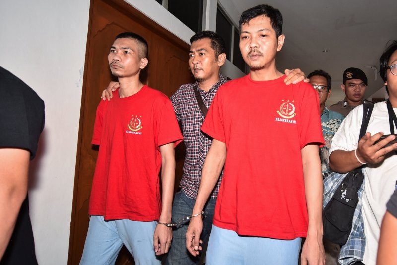 Two Thai drug smugglers received lengthy prison sentences in Indonesia BATAM, Indonesia - An Indonesian court on…